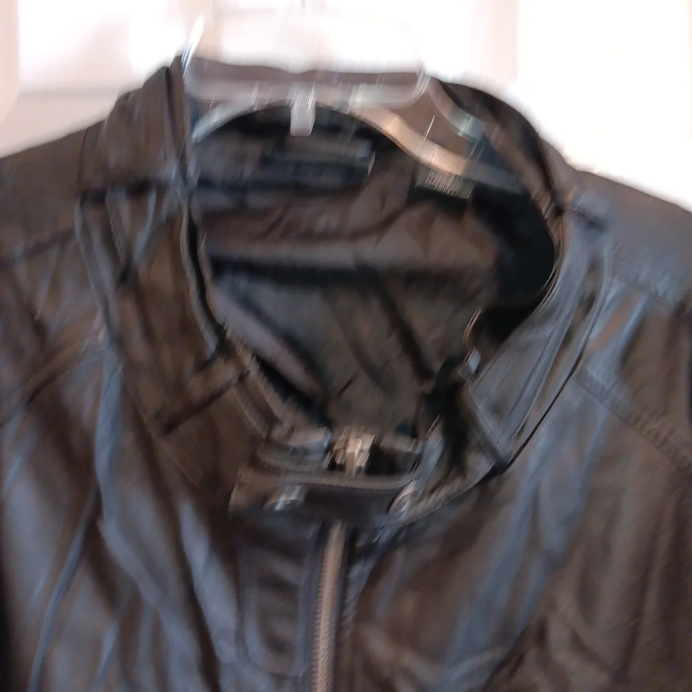 Jacket - Picture 9 of 10